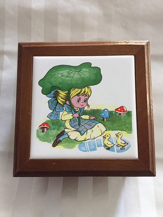 Vintage children's jewelry box - image 1