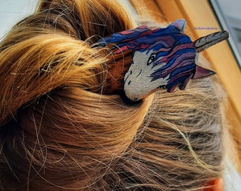 Handgefertigte Einhorn-Haarforke aus Holz für Mädchen, Einhörner als Haarforke, handbemalte Einhorn-Haarforke, Haarschmuck für Mädchen