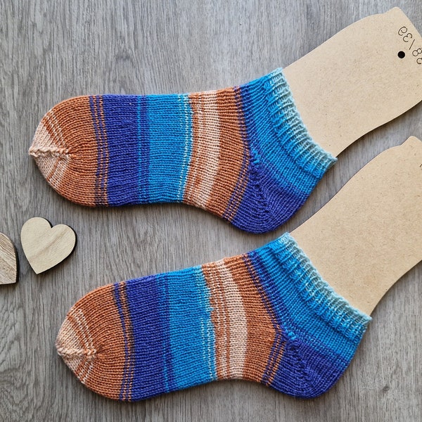 Sneaker-Socken - Söckchen Größe 38 - 40 - handgestrickt