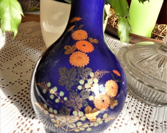 Vase, kobaltblau, mit Blumendekor