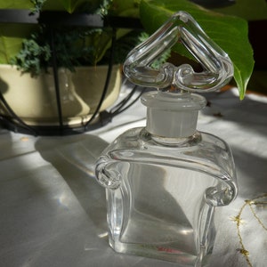 Edles Parfumflacon aus Baccarat Kristallglas, Guerlain, 30er/40er Jahre, Frankreich Bild 2