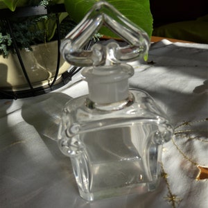 Edles Parfumflacon aus Baccarat Kristallglas, Guerlain, 30er/40er Jahre, Frankreich Bild 1