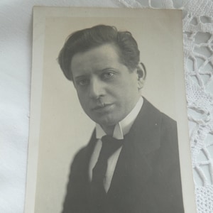 Old autograph card actor Eugen Becker, postcard, black and white photography, portrait