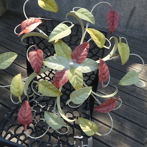 Ceiling lamp, Florentine, floral, leaves
