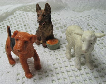 Trois figures animales vintage, agneau, berger et terrier par Bullyland, MEG et Schleich