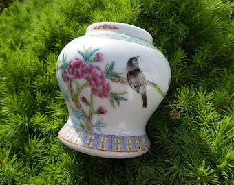 Vase, China, Blumen und Vogelmotiv