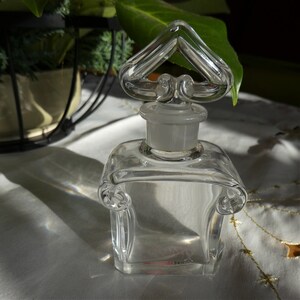 Edles Parfumflacon aus Baccarat Kristallglas, Guerlain, 30er/40er Jahre, Frankreich Bild 4
