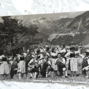 Weissenbach Tirol, photographie ancienne, carte de vœux, noir et blanc, Trachtenverein Weissenbach Tirol, figurentanz