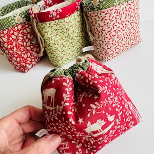 Geschenkbeutel aus Stoff, mit Weihnachtsmotiv, Patchwork handmade