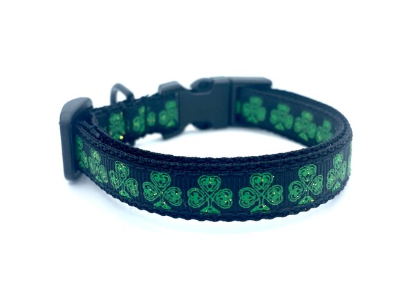 Celtic Shamrocks Breakaway Cat Collar
