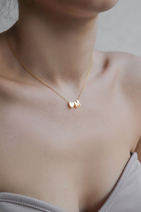 Collana Girocollo Con Iniziale In Oro – 2 Catene, Ciondolo Lettera, Gioiello Personalizzato Donna - copertina