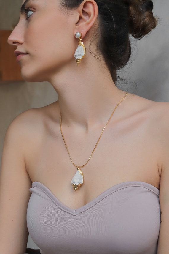 Inateannal Boho Conchiglia Cowrie Goccia Orecchini Oro Conchiglia
