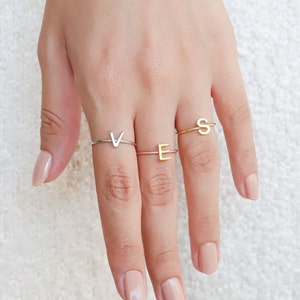 Anillo con inicial elegante, anillo con letra especial en plata de ley, oro y oro rosa, regalo para el día de la madre, regalo de Navidad