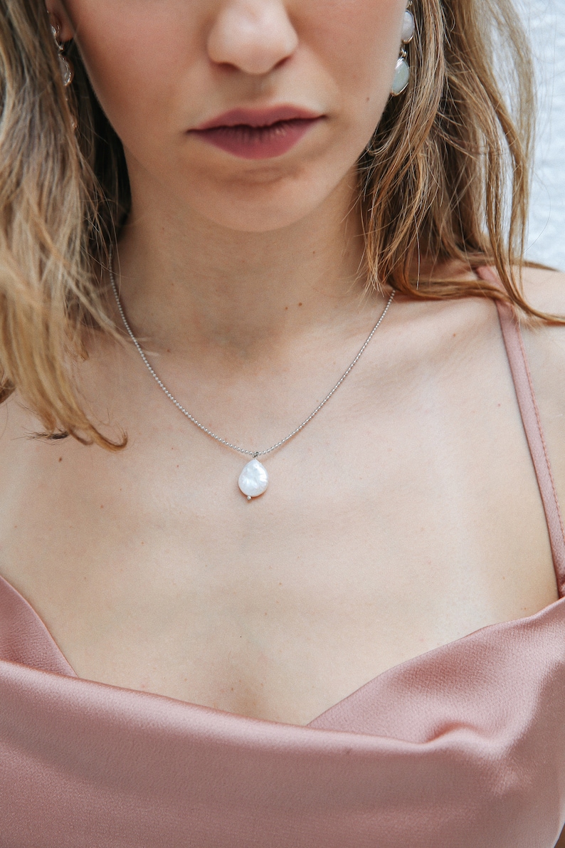 Baroque Pearl Pendant Necklace, Irregular Pearl Necklace, Bridesmaid Gifts, Layered Necklace, Gifts for Her image 6