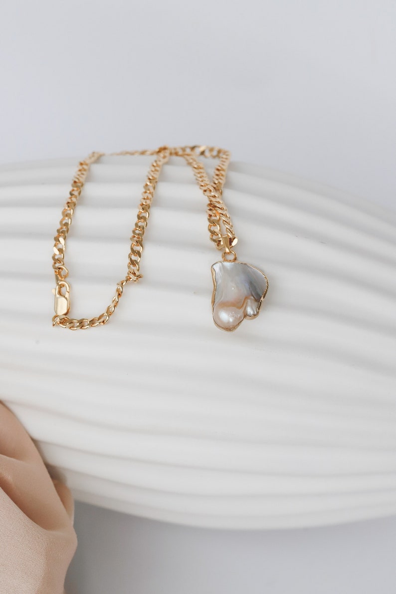 Keshi Pearl Necklace, Pearl Jewelry, Gold Plated Necklace, Timeless Jewelry, Gift for Her , Gift for MOM image 3