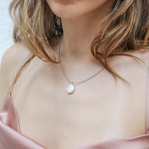 Baroque Pearl Pendant Necklace, Irregular Pearl Necklace, Bridesmaid Gifts, Layered Necklace, Gifts for Her image 7