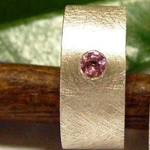 Bague en argent avec spinelle rose image 1