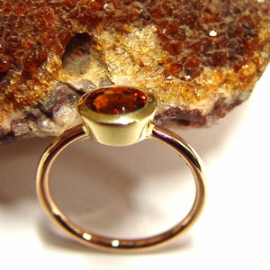 Ring in Gold mit Mandarin-Granat Bild 2