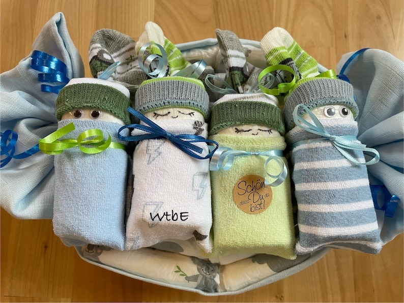 Windeltorte Junge: Windelbabys im Tuch Bild 10