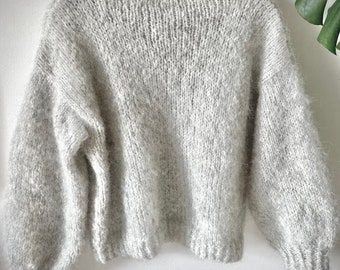Szary sweter ze stójką z alpaką handmade  ręcznie zrobiony na drutach