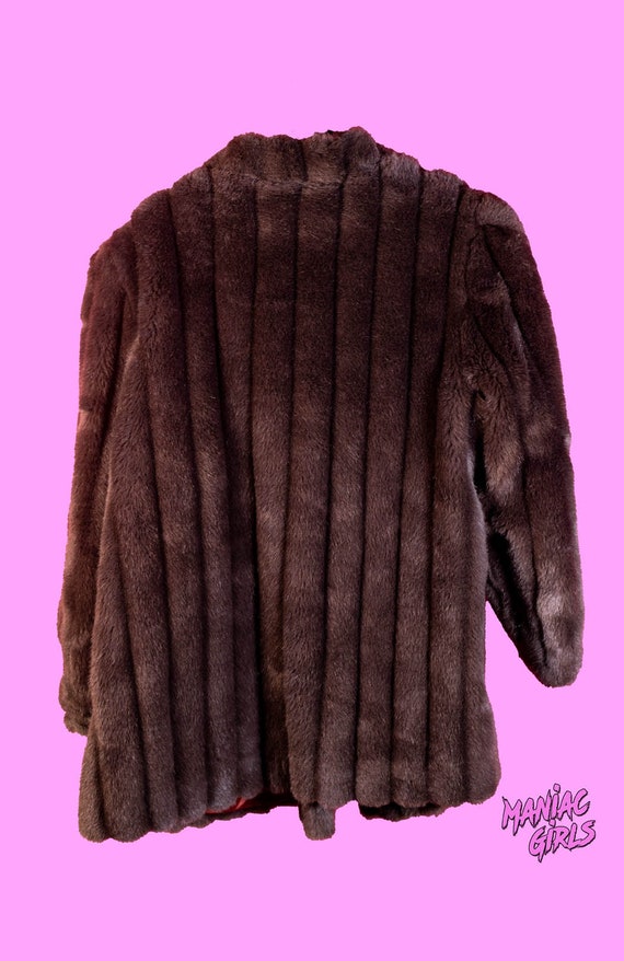 Vintage Brown Faux Fur Luxurious Coat - image 4