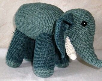 Elefant grau 33 x 24 cm Baumwolle Amigurumi