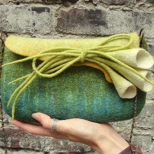 Elegant Felted Bag Wool felt Bag Unigue Wool purse Handmade Felted Clutch Green White Evening bag Woodland Fairy bags Exclusive handbag