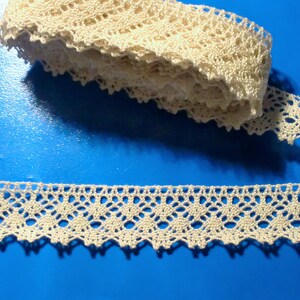2m h'beige Spitzenborte, 2,3 cm, mercerisierte Baumwolle