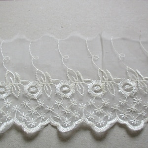Offerta pizzo tulle 2 m, 4 m o più, 9/10 cm di altezza, pizzo delicato, bianco naturale, beige chiaro, bianco, romantico, matrimonio, comunione, pizzo da bucato