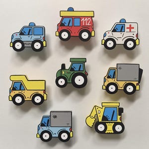 Meubelgrepen, voertuigen, meubelknoppen, dressoirknoppen, kindermeubels, meubels, kastgrepen, houten grepen, houten knoppen, brandweer