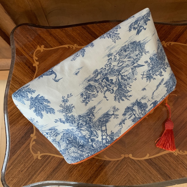 Waschbeutel, Toile de jouy mit Tassel Bild 3