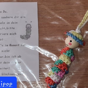 Sorgenwürmchen mit Hut Häkelwürmchen Bild 9