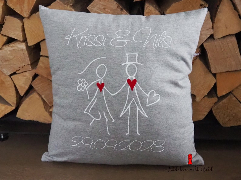 Wedding pillow wedding couple with red hearts, personalized with names and wedding date, with zipper and inlay image 2