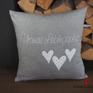 Pillow for the great-grandmother, with zipper and inlay, 40 x 40 cm