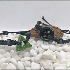 Bracelet inspiré de l’amulette triangulaire de Coraline
