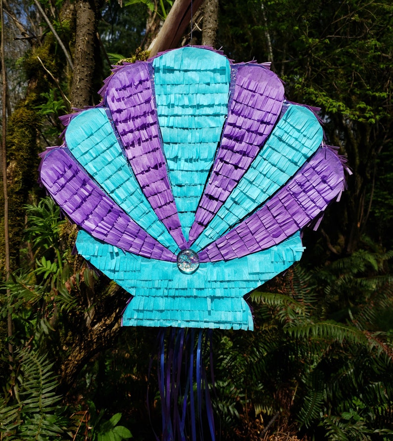 Seashell pinata