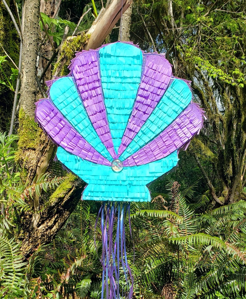 Seashell pinata