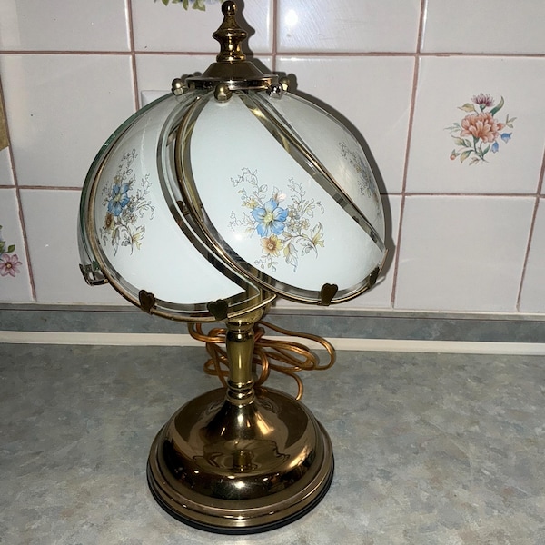 Vintage 3-Wege-Goldton-Touch-Akzentlampe 6 Swoop-Blau-Blumenglasscheiben 12 Zoll groß