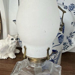 Vintage Lamplight Farms Glass Oil Lamp Kerosene Lamps Horse and Buggy Heritage