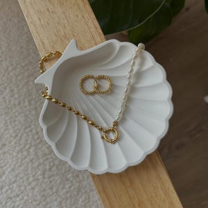 Muschelschale | Schmuckschale | Ringschale | Dekoration | Dekoschale | Muschel | Shell |Raysin | Concrete | Badezimmer | JasisSchmuckstuecke