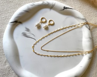 Round tray | Decorative tray | jewelry bowl | tray | Concrete | Raysin | Jesmonite | Decoration | Jasis jewelry