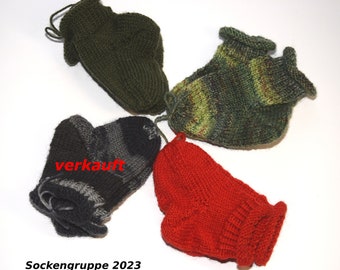 Babysocken Babysöckchen Wollsöckchen handgestrickt  Fuß 9-10 cm