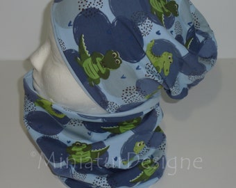 Beanie and Loop Set, Hat and Scarf, Crocodile, Blue, Green, Croc, Spring, Autumn, Winter