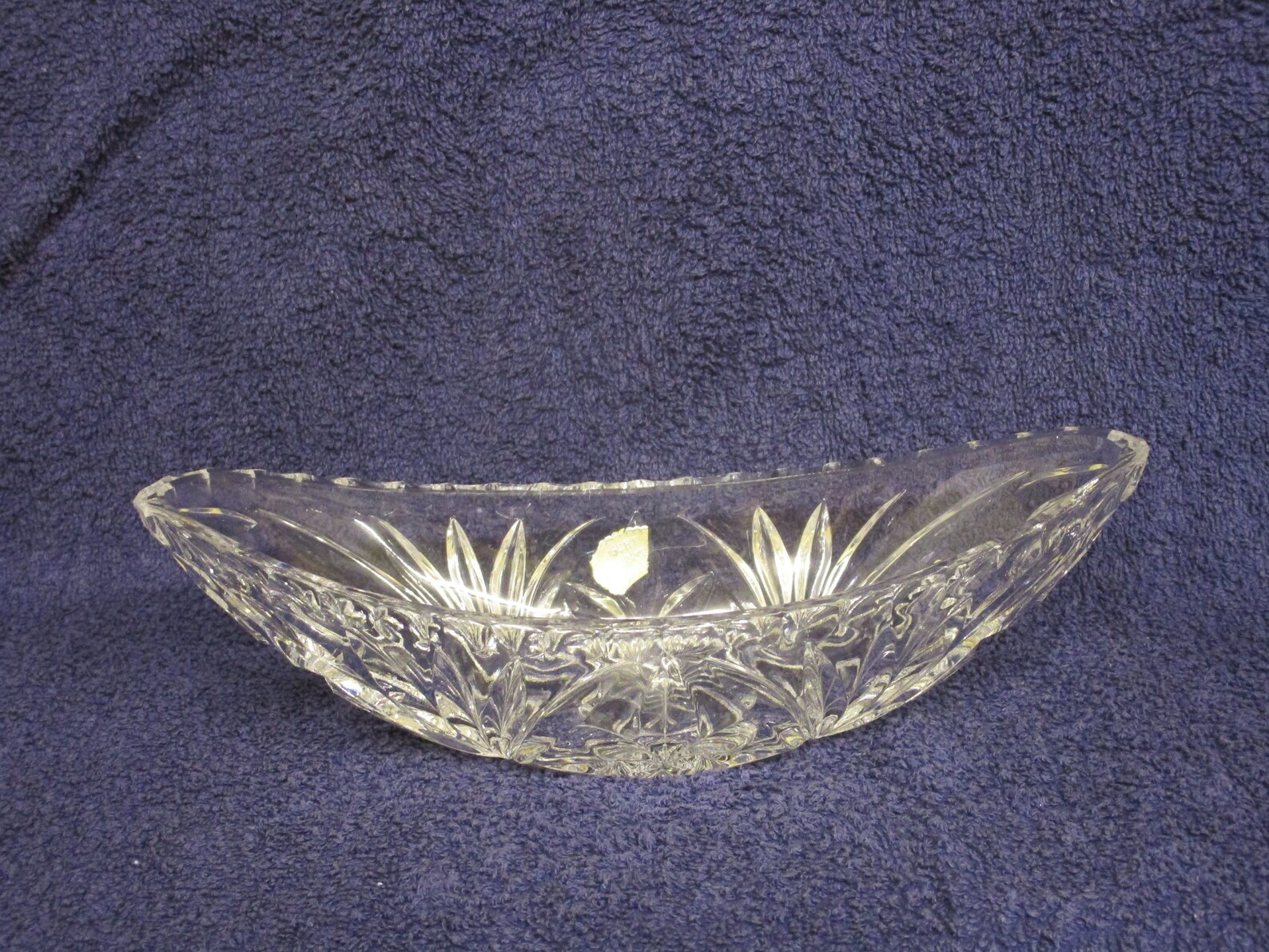 Oval Glass Bowl Lead Crystal Pressed Vintage With Pattern Floral Pattern Very Good Condition