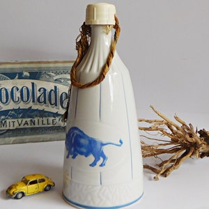 Lautergold Blauer Bison Wodka 0,7 l Zierporzellanwerke Lichte, Vintage Porzellanflasche, Wodkaflasche, Schnapsflasche Bild 2