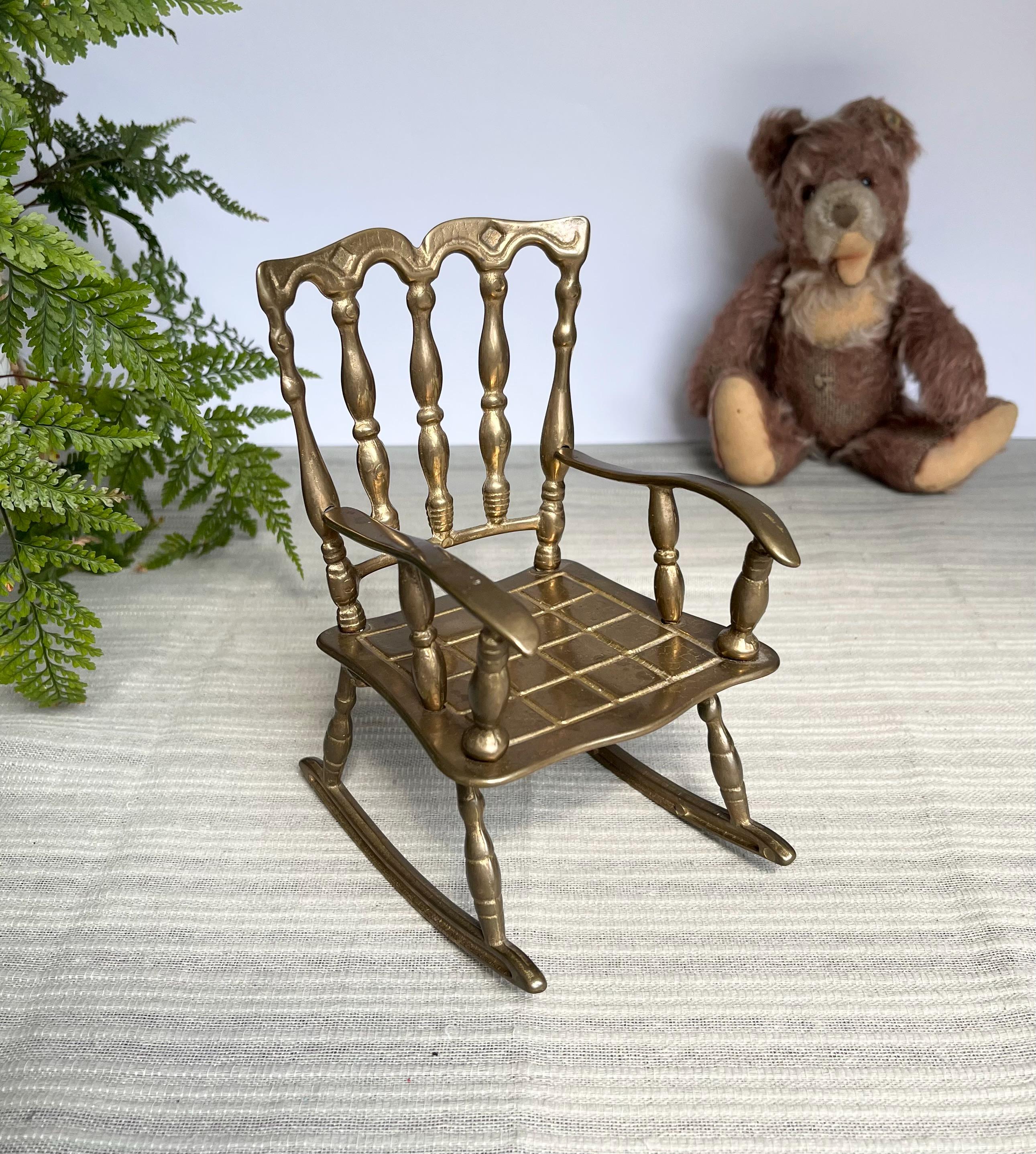 Sedia a dondolo vintage Italia