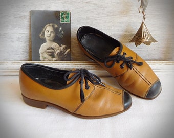 Beautiful old children's shoes for girls, size 27, girls' shoes, leather shoes, leather, brown, black, girls shoes, children shoes vintage