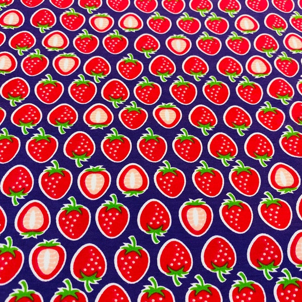 Bio Jersey Yummy strawberries von Hamburger Liebe