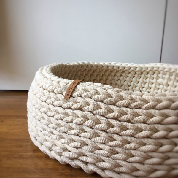 Large cotton bed for small medium cat dog, crochet chunky basket, eco recycled cotton, catlover doglover gift, washable pet accessories.