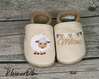 Crawling dolls, leather slippers, baby shoes, crawling shoes, sheep, pennant chain